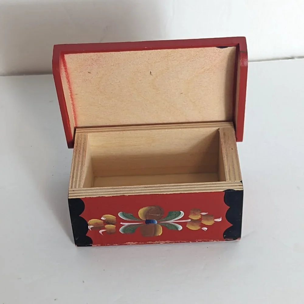 Vintage Folk Art‎ Norwegian Hand Painted Toll Wood Box Lid Boho Scandinavian